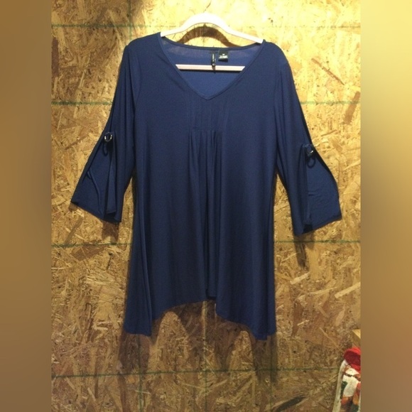 New Direction dark blue Vneck hi-lo sleeves and bottom hem.lightweight tunic szM - Picture 9 of 10